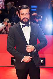 Mario casas sierra (born 12 june 1986) is a spanish actor. File Mjk35174 Mario Casas El Bar Berlinale 2017 Jpg Wikimedia Commons