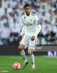 Bek timnas prancis itu dilaporkan ingin pergi dari bernabeu di musim panas ini. Raphael Varane Wallpapers Posted By Ryan Peltier