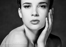 Helena Krol's Instagram, Twitter & Facebook