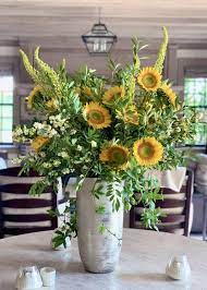 Bright Sunflower Arrangement Fresh Flowers Arrangements Sunflower Arrangements Modern Flower Arrangements