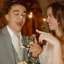 Recommendations for DJ, catering, bridal hair/makeup, and wedding cake  services in Morganton, NC?