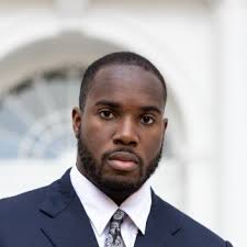 I am proud to announce that I will be interning at BioNTech to synthesize  and purify peptides that will innovate novel cancer therapeutics for the  summer!