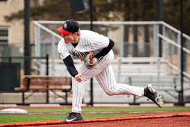 Nine Vikings Claim UMAC All-Conference, Kragh and Huiras Win Major Awards