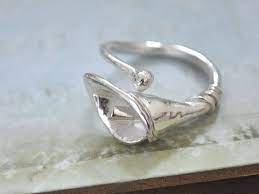 Calla Lily Handmade Sterling Silver Flower Ring By Plasticouture 56 50 Silver Flower Ring Sterling Silver Flowers Lily Ring
