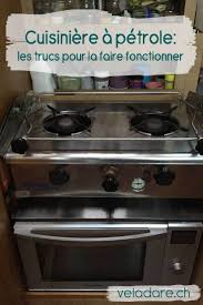Quel Materiel Pour Bien Cuisiner A Bord D Un Voilier Vela Dare Mettre Les Voiles Segel Setzen Cuisine Voilier Cuisiniere