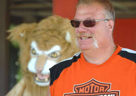 Students, teachers say farewell to old May Whitney school