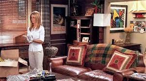 Phoebe dates a health inspector. The Post Soviet Of Ross Geller David Schwimmer In Friends Spotern