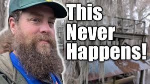 Texas Bass CRUSH this Bait!!! (Caddo Lake Fall Bass Fishing)