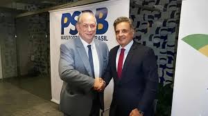 Nem Lula nem Bolsonaro: estratégia nacional do PSDB favorece decisão de Ciro no Ceará