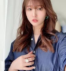 💫 Star of the day : Kasumi Tsukino 💫 🎂 เกิด 26 ม.ค. 2002 (23 ปี น่ารักกำลังดี) 📏 สัดส่วน B96 (H Cup) – W57 – H84 🎬 เรื่องราวเดบิวต์ก็มีสตอรี่น่ารักแบบฟิล์มดราม่า 📽️ น้องคาสุมิถูกทีมงาน Dips “ชวน”