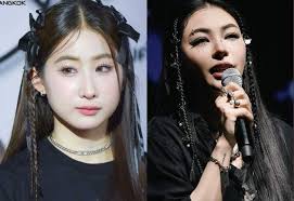 Faye explicó su peinado en su fm : Faye 🌻: En Pinterest. Faye 🌻: alguien  me envió un mensaje . //Umm a quien le gusta Pinterest? 🫢Ajá 🫧🫧