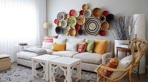 One person's idea of the perfect wall art will be totally different from the next, so focus on what you are most drawn to, but keep an open mind. 20 Unique Living Room Wall Decors Home Design Lover