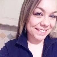 Tessa Bartlett's Instagram, Twitter & Facebook