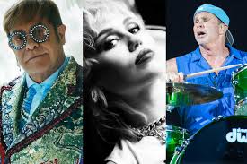 Miley Cyrus invitó a Elton John y a Chad Smith de Red Hot Chili Peppers  para su disco de covers de Metallica