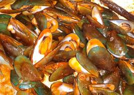 Yuk siapkan semua bahan yang diperlukan beserta bumbunya sebelum mulai mencobanya. Resep Kerang Hijau Pedas Manis Oleh Laura Nisa Cookpad