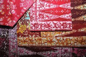 Batik cap adalah kain yang dihias. Batik Malaysia Warisan Budaya Terunggul Omar Ali