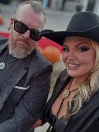 Embracing Loose Skin: Real Talk from a 160-Pound Weight Loss Journey