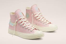 Equipped with a midfoot shank, the shoe is stable. Golf Le Fleur X Converse Chuck 70 Chenille Release Date Price