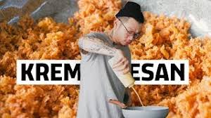Selain itu, varian yang ditawarkan ayam kremes juga. Resep Kremesan Gurih Ohh Gini Bikinnya Youtube