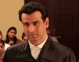 Ronit Roy back as KD Pathak with