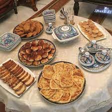 table marocaine patisserie et boulangerie cuisine decoration decorationcuisine morrocan food moroccan food food platters