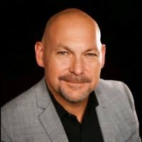 900+ "Paul R." profiles