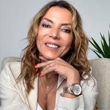 Hoje recebemos Isabel Pedroso Silva, nutricionista, formadora e autora do  livro “Como ter um Superintestino”, para uma conversa fascinante sobre a  ligação entre o intestino e as emoções. 🌱💚 💡 Destaques sobre