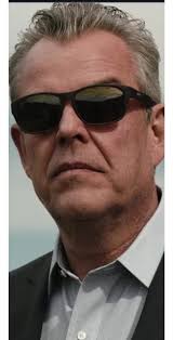 Does anyone else feel bad for Dan Jenkins ? : r/YellowstonePN