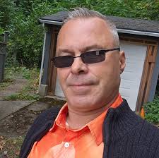 Hertz Edinburgh Waverly station car rental closed