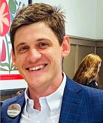 Miami Chick-fil-A owner overwhelmed with applications after introducing  four-day workweek