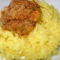 Sebelum ini memang puaslah makan pulut kuning dengan ayam satu set hidangan pulut kuning dengan rendang di atas tu, dah cukup mengenyangkan! Pulut Kuning Rendang Ayam Myresipi