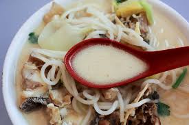 Their fish head bee hoon soup is still done the traditional way and is one of the best i have come across, as is their har cheong gai. Hua Ji Xo Fish Head Bee Hoon Popular Fried Fish Head Noodle Soup With Long Steady Queues At Old Airport Rd