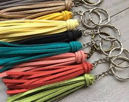 Tiny Tassel Gold Keychain W Trim Etsy Pompon En Cuir Porte Cle Pompons