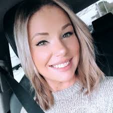 Samantha Blackwell's Instagram, Twitter & Facebook