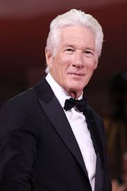 Richard Gere a vendu sa maison du Connecticut et envisage de s'installer en  Espagne