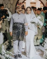Majlis akad nikah berlangsung di masjid universiti sultan zainal abidin (unisza). Foto Tampak Anggun Lihat Foto Menarik Di Sekitar Majlis Akad Nikah Emma Maembong