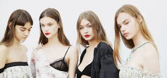 • acconciature gratuite in varie lunghezze da provare. Acconciature Estate 2017 Focus Sulle Trecce Mamme A Spillo