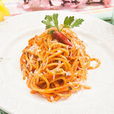 Gli spaghetti alla carrettiera nascono in sicilia nei prima anni del novecento. Qui La Ricetta Degli Spaghetti Alla Carrettiera Scopri La Semplicita Racchiusa In Questo Piatto Dalle Origine S Ricette Cibo Etnico Antipasti Di Pasta Sfoglia