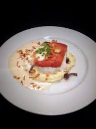 Cabillaud En Viennoise De Parmesan Espuma De Beurre Bordier A L Oignon Le Beurre Bordier En 2020 Beurre Bordier Recettes Fruits De Mer Beurre