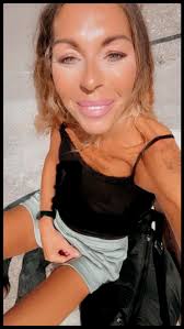 Beautiful Rhossili. I started my walk at the National Trust Car Park. You  will see the 3-mile-long beach of Rhosili