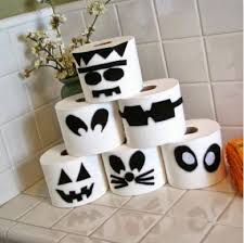 So Cute For Party Halloween Diy Toilet Paper Disguises Decoration Fete Halloween Diy Halloween Idee Deco Halloween