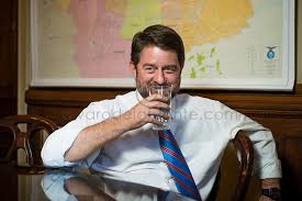 Candidato a gobernador por #stgorm ciudadano, ex intendente y un apasionado por la. Claudio Orrego Alvaro De La Fuente Photography