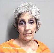 Annette Bohl's Instagram, Twitter & Facebook