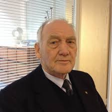 Patrick Hardiman's Instagram, Twitter & Facebook