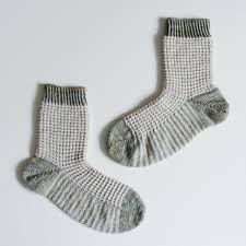 Twisted rib yoga socks free knitting pattern. Free Knitting Pattern Gaufre Socks Sister Mountain