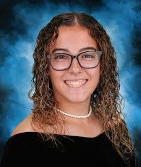 Candace Lovett's Instagram, Twitter & Facebook