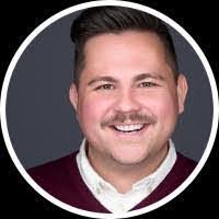 Nancy Mallo's Instagram, Twitter & Facebook