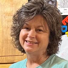 Winner is Kaitlyn Hendrix Nagle!!! Please come into the store to get your  prize! 🌸GIVEAWAY CLOSED 🌸 Thank you to everyone who participated. Come in  to get those last minute Mother's Day