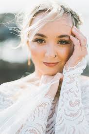 Top Hawaii Wedding Elopement and Portrait photographer for the Dreamers,  Adventurous and Modern romantic. Love Stories across Kauai + Oahu + Big  Island + Maui