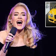 Adele Bentley's Instagram, Twitter & Facebook